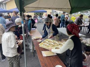 飲食提供の様子