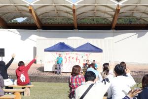 夫婦ユニット「兎写真家 utaさん」のトークショーの様子