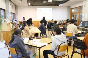 参加者同士の意見交換の様子