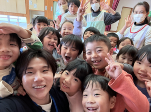 園児との写真