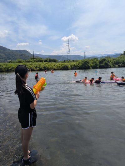ナツキチの一幕（八東川で川遊び）