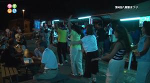 まつり参加者の踊り