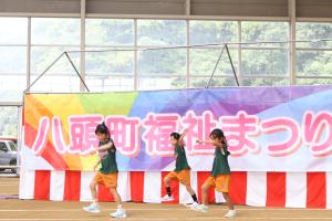 スタジオフレア隼クラスのダンスパフォーマンス