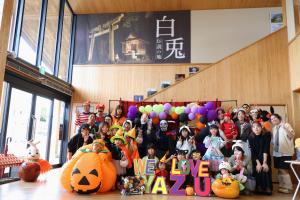 参加者とスタッフの集合写真